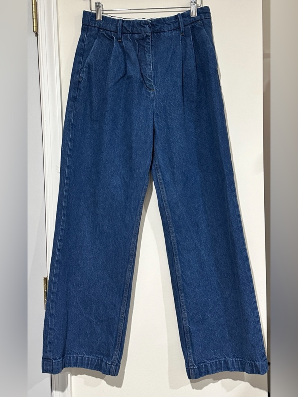 Abercrombie & Fitch Tailored Sloane Jeans - Picture 2 of 11